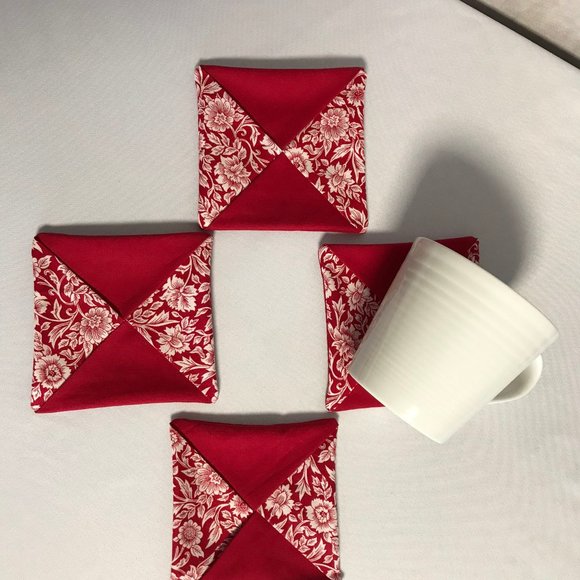 Handmade Fabric Coasters Set of 4 red white - Picture 3 of 6
